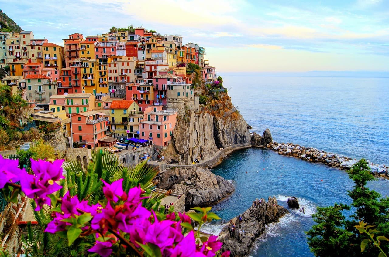 Living in Italy: Pros and Cons for Expats